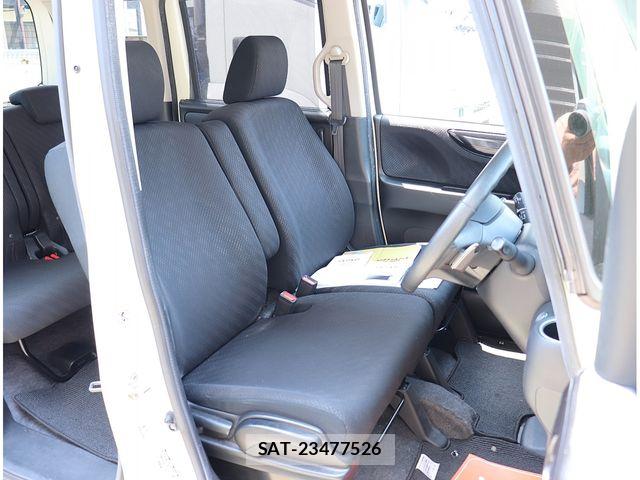 Honda N BOX CUSTOM 2015-04 8100792-14