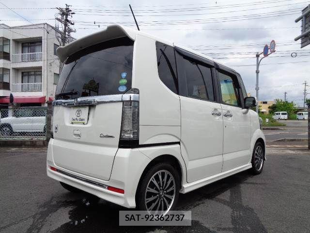 Honda N BOX CUSTOM 2015-11 8100798-1