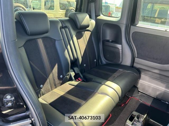 Honda N BOX CUSTOM 2019-05 8100786-11