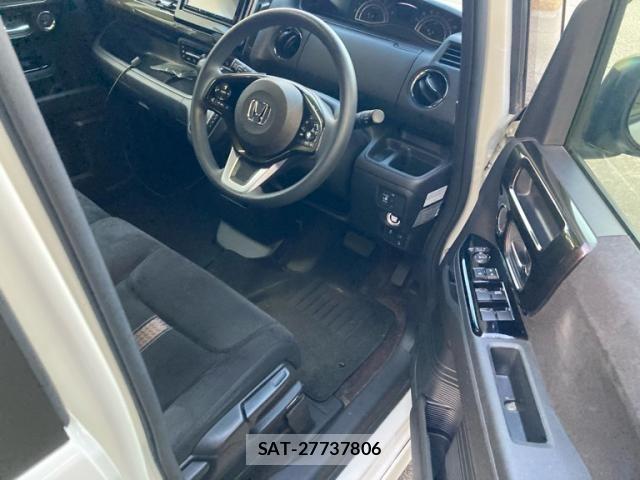 Honda N BOX CUSTOM 2019-08 8100787-10