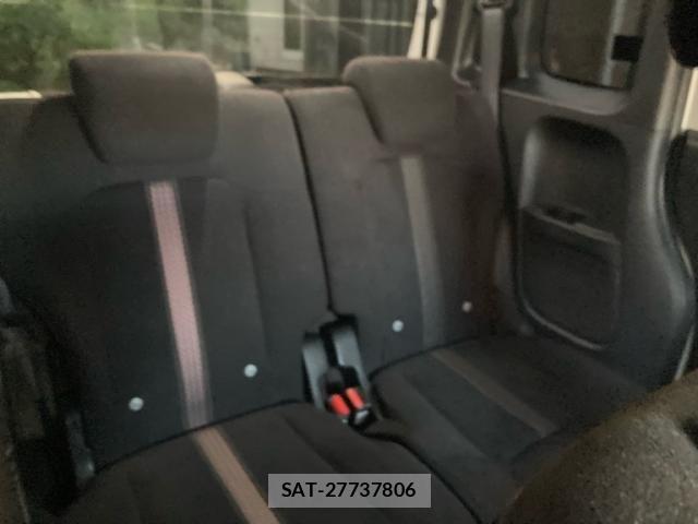 Honda N BOX CUSTOM 2019-08 8100787-12