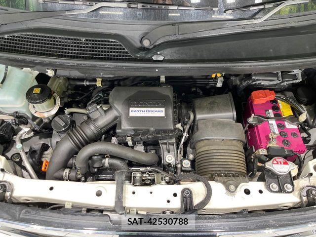 Honda N BOX CUSTOM 2018-02 8100777-17