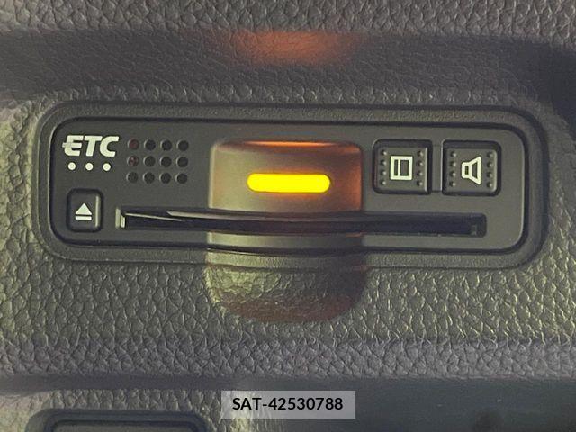 Honda N BOX CUSTOM 2018-02 8100777-6