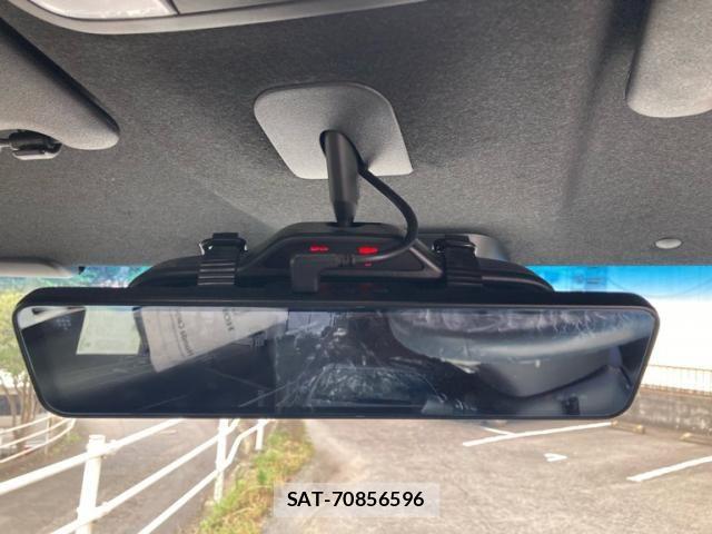 Honda N BOX CUSTOM 2022-02 8100744-24