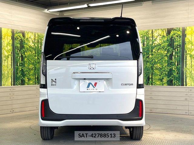 Honda N BOX CUSTOM 2024-11 8100722-14