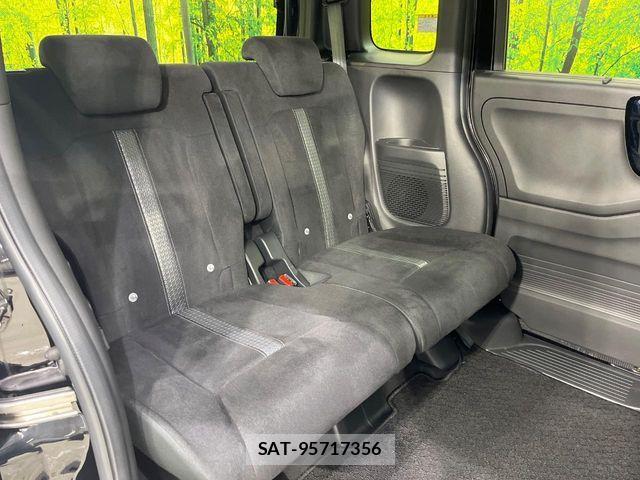 Honda N BOX CUSTOM 2021-09 8100767-8