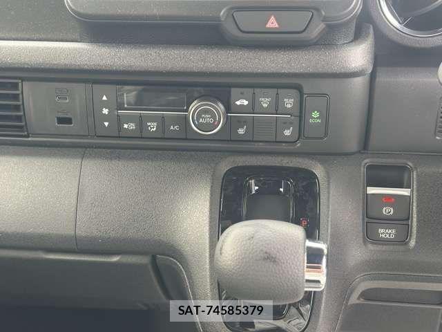 Honda N BOX CUSTOM 2026-05 8100740-16