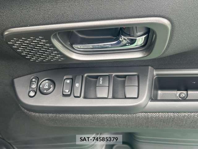 Honda N BOX CUSTOM 2026-05 8100740-4