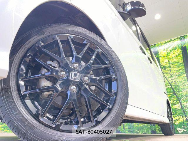 Honda N BOX CUSTOM 2022-08 8100741-12