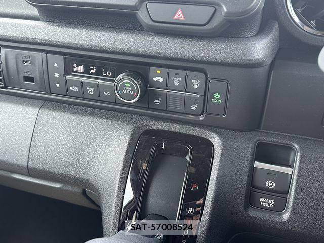 Honda N BOX CUSTOM 2026-04 8100735-9