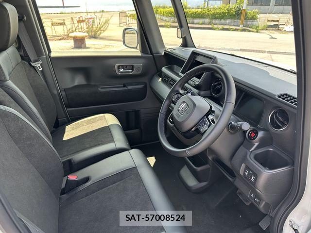 Honda N BOX CUSTOM 2026-04 8100735-10