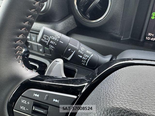 Honda N BOX CUSTOM 2026-04 8100735-11