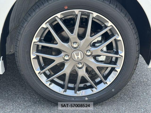Honda N BOX CUSTOM 2026-04 8100735-18
