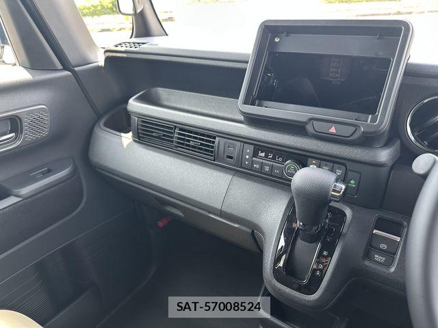 Honda N BOX CUSTOM 2026-04 8100735-7