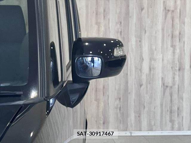 Honda N BOX CUSTOM 2015-01 8131585-23