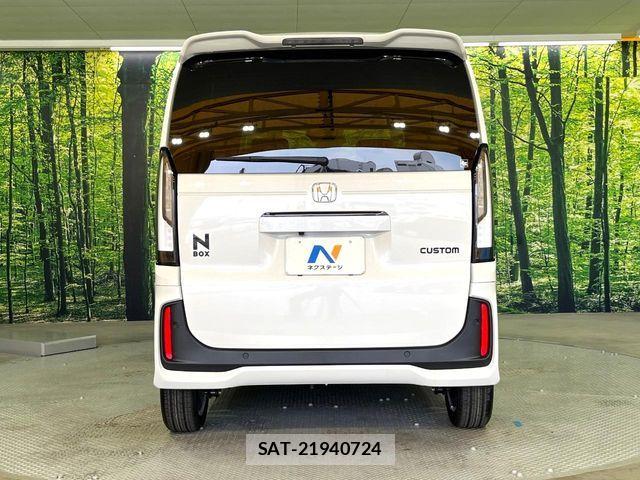 Honda N BOX CUSTOM 2026-06 8131494-12