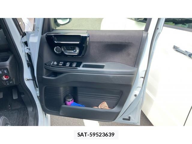 Honda N BOX CUSTOM 2023-08 8131511-14