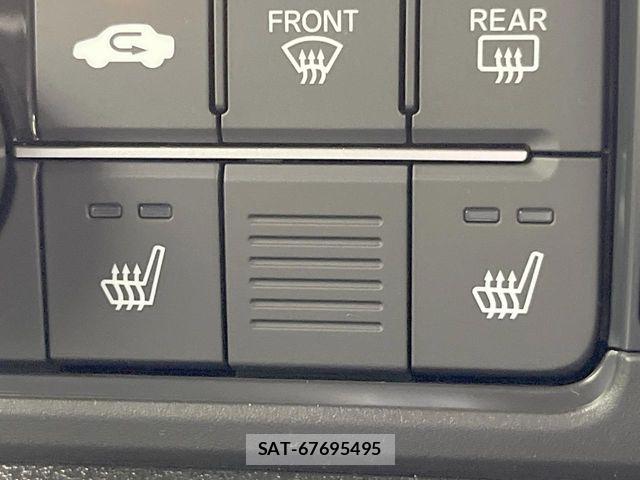 Honda N BOX CUSTOM 2026-07 8131514-5