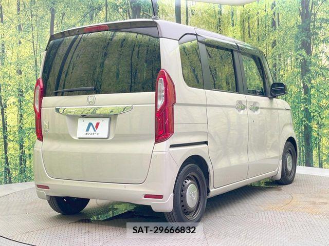 Honda N BOX CUSTOM 2021-12 8131537-16