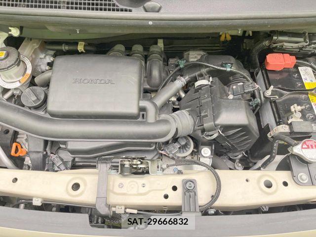 Honda N BOX CUSTOM 2021-12 8131537-17