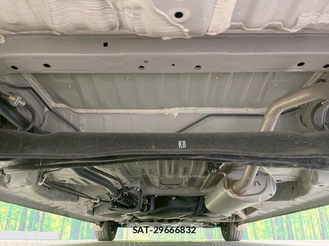 Honda N BOX CUSTOM 2021-12 8131537-18