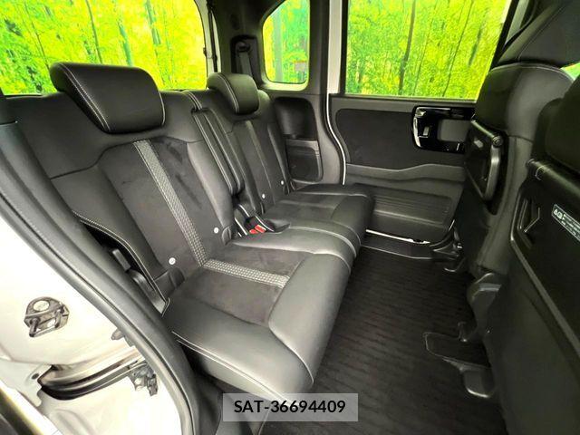 Honda N BOX CUSTOM 2021-07 8131526-8