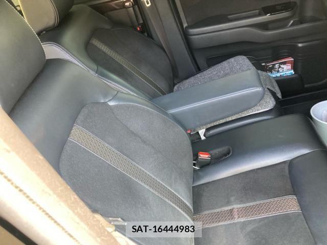 Honda N BOX CUSTOM 2017-12 8131573-13