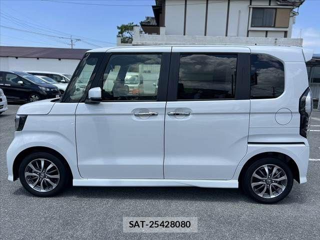 Honda N BOX CUSTOM 2022-02 8131550-10