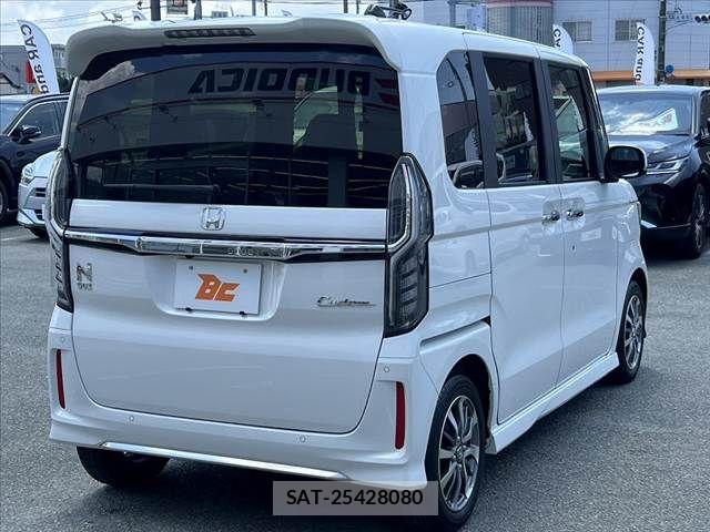 Honda N BOX CUSTOM 2022-02 8131550-12