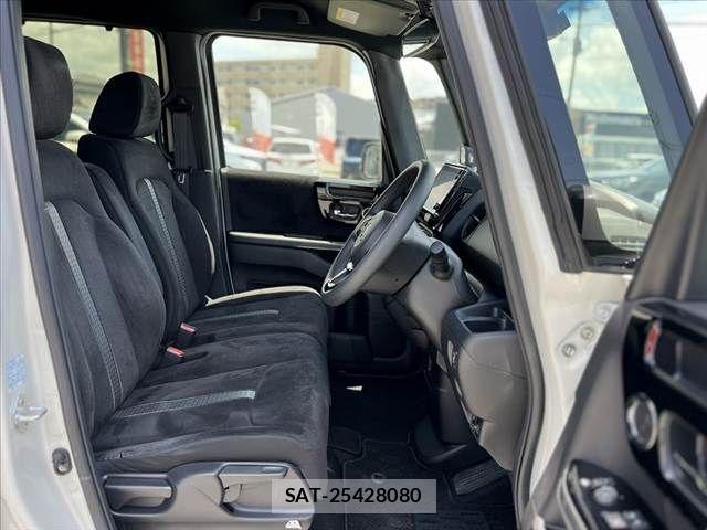 Honda N BOX CUSTOM 2022-02 8131550-15