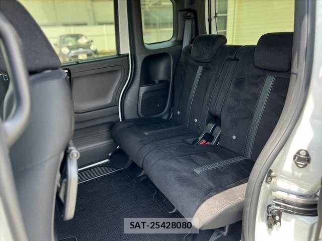 Honda N BOX CUSTOM 2022-02 8131550-18