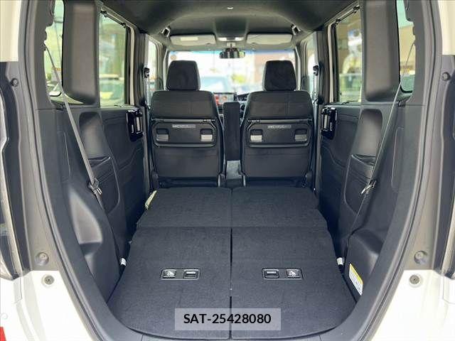 Honda N BOX CUSTOM 2022-02 8131550-20