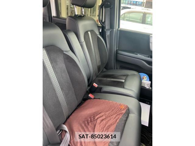 Honda N BOX CUSTOM 2023-08 8131509-13