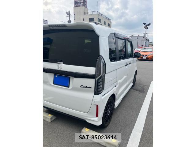 Honda N BOX CUSTOM 2023-08 8131509-5