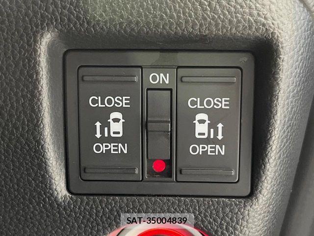 Honda N BOX CUSTOM 2022-10 8131538-4