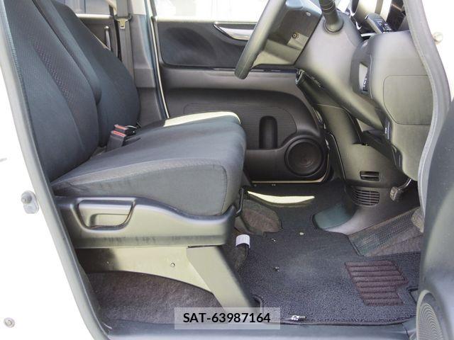 Honda N BOX CUSTOM 2012-11 8131575-15