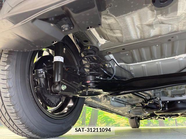 Honda N BOX CUSTOM 2026-07 8131510-19