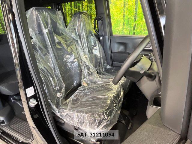 Honda N BOX CUSTOM 2026-07 8131510-7