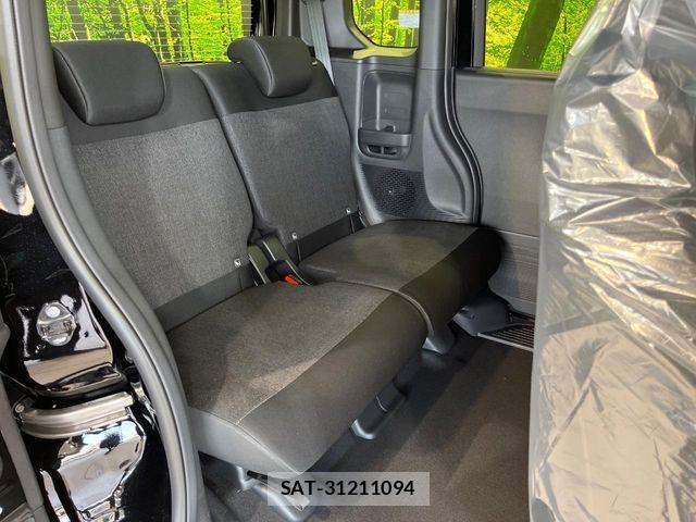 Honda N BOX CUSTOM 2026-07 8131510-8