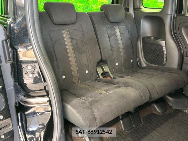 Honda N BOX CUSTOM 2019-09 8131558-10