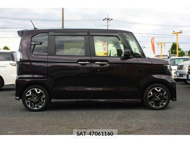 Honda N BOX CUSTOM 2019-05 8131529-3