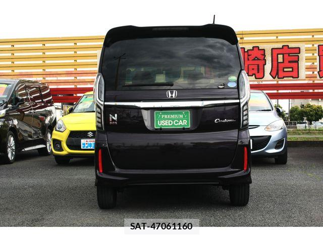 Honda N BOX CUSTOM 2019-05 8131529-6