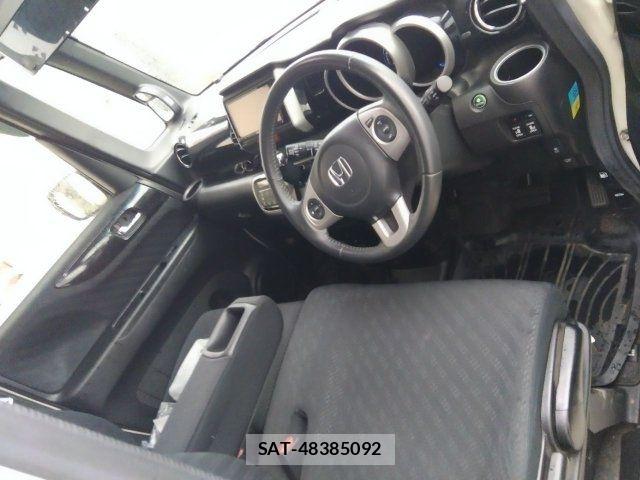 Honda N BOX CUSTOM 2014-05 8131566-1