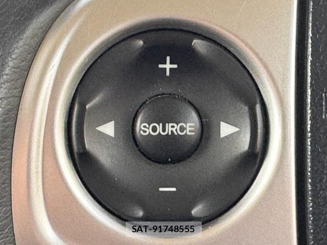 Honda N BOX CUSTOM 2015-07 8131574-17