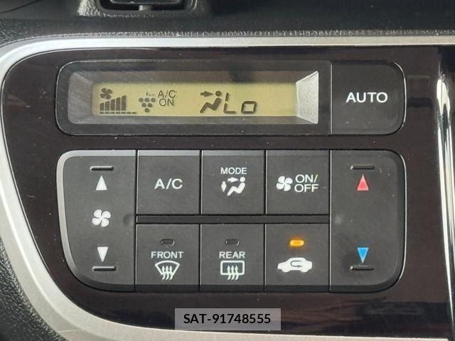 Honda N BOX CUSTOM 2015-07 8131574-21