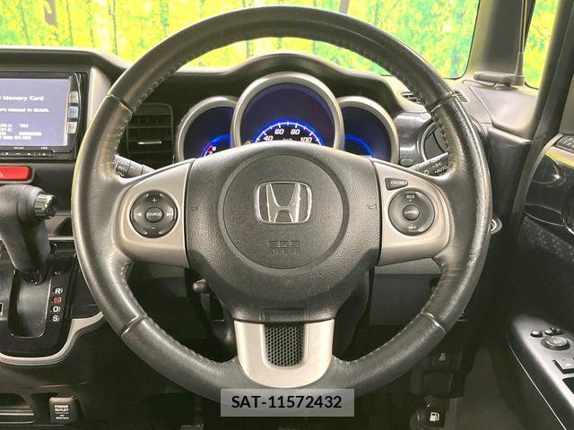 Honda N BOX CUSTOM 2013-02 8131562-10