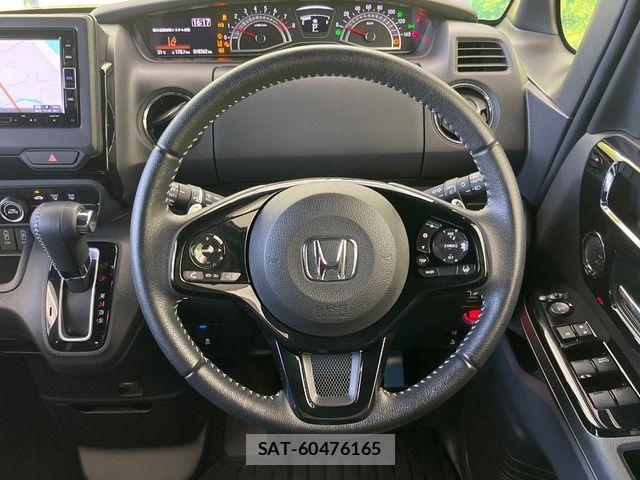 Honda N BOX CUSTOM 2021-10 8146291-11