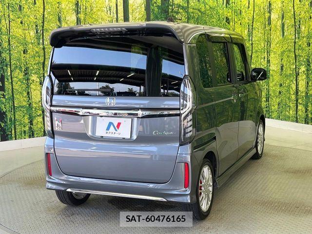 Honda N BOX CUSTOM 2021-10 8146291-17