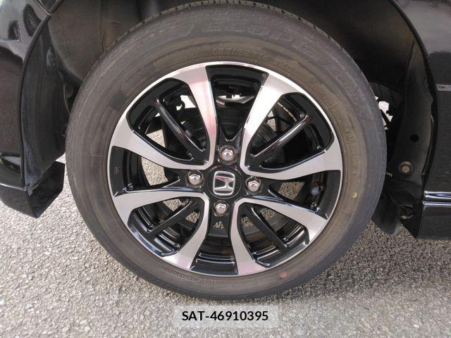 Honda N BOX CUSTOM 2020-01 8146297-28