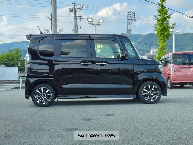 Honda N BOX CUSTOM 2020-01 8146297-3
